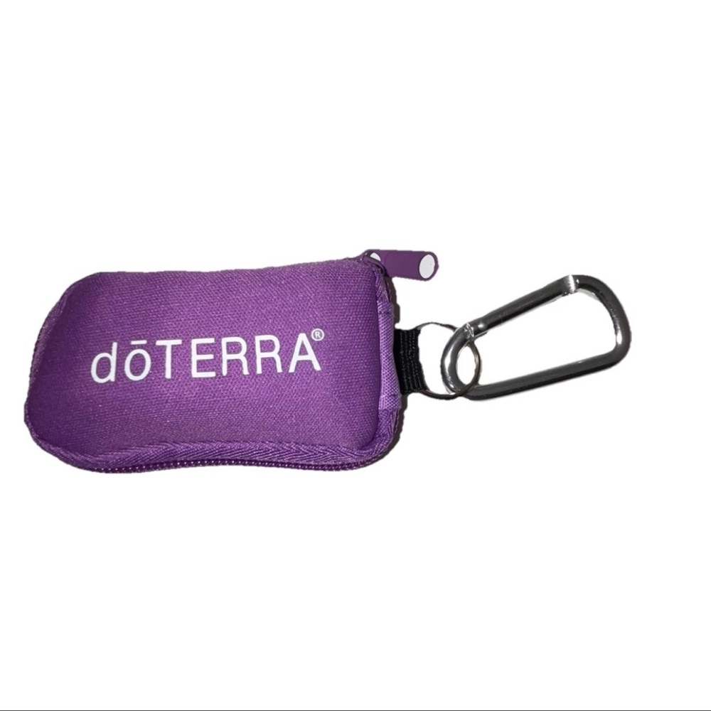 doTerra Essential Oil Purple KeyChain Pouch Case w/ 8 mini Vial‎ Bottles Oils